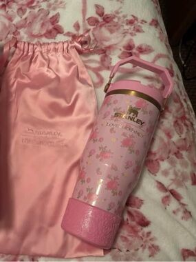 30oz Love Shack Fancy Ibiza Sunset Flip Top Stanley